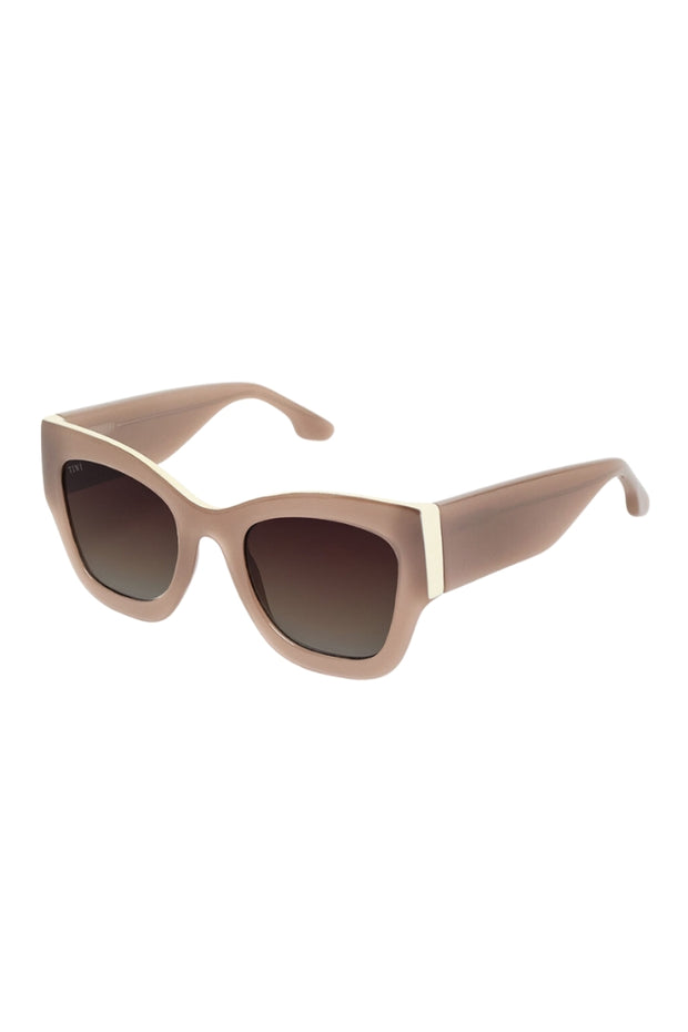 MAYFAIR 102 / TIWI