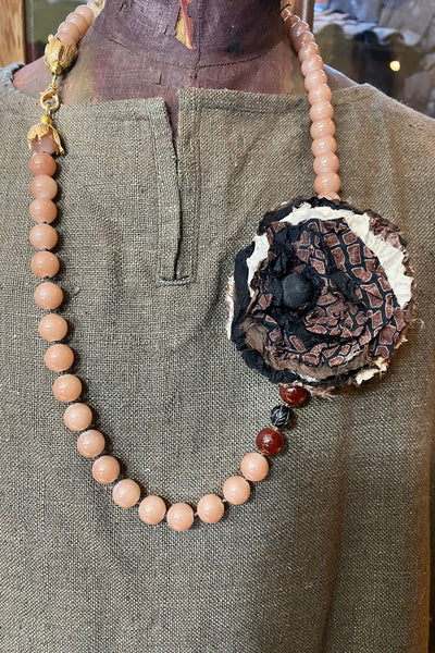 COLLAR FLOR SEDA