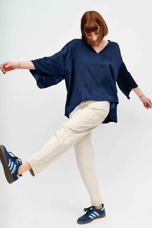 BLUSA ESCOTE V
