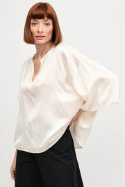BLUSA ESCOTE V