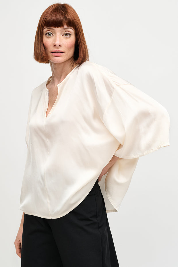 BLUSA ESCOTE V