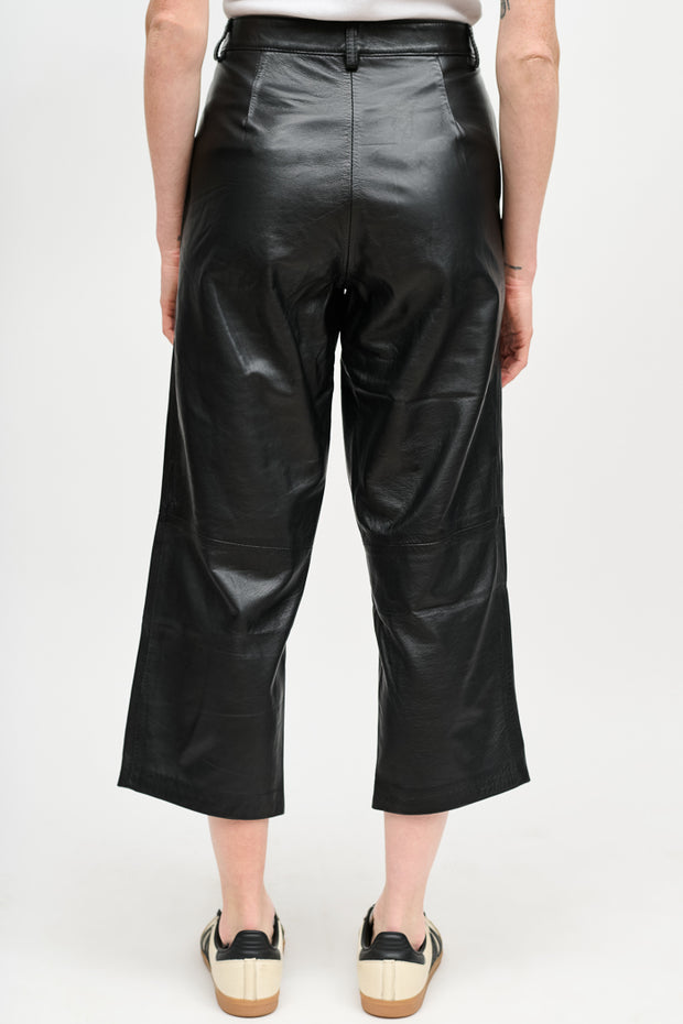 PANTALON DARLA CUERO