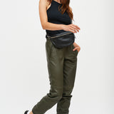 PANTALON LIA CUERO SALE