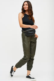 PANTALON LIA CUERO