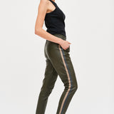 PANTALON RAYAS CUERO SALE