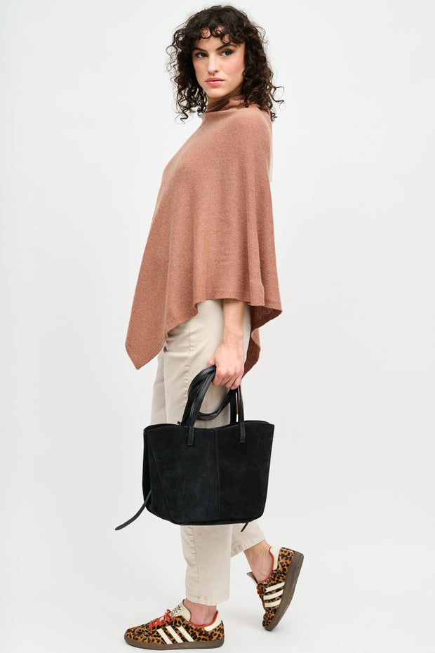 PONCHO AMELIA