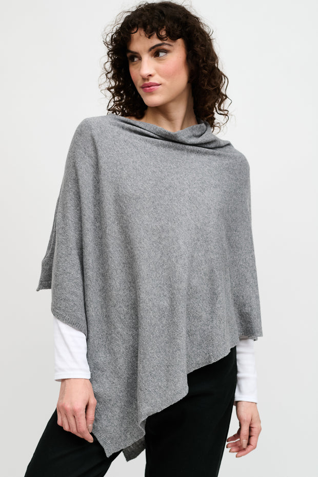 PONCHO AMELIA