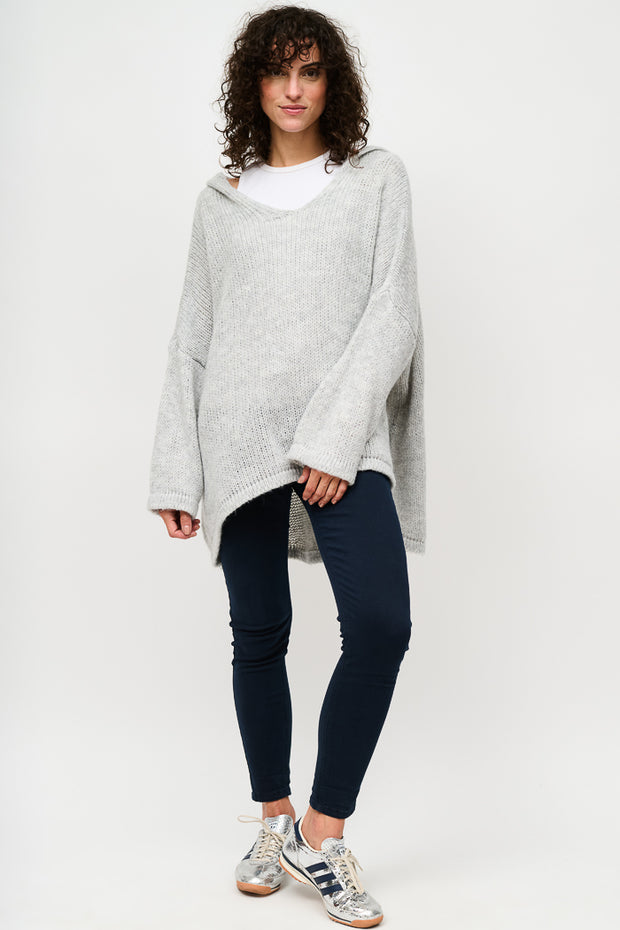 SWEATER GINA GORRO