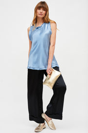 TOP CAMELIA