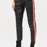 PANTALON RAYAS CUERO