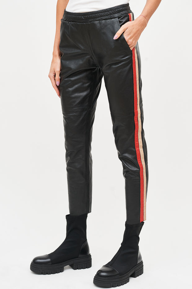PANTALON RAYAS CUERO